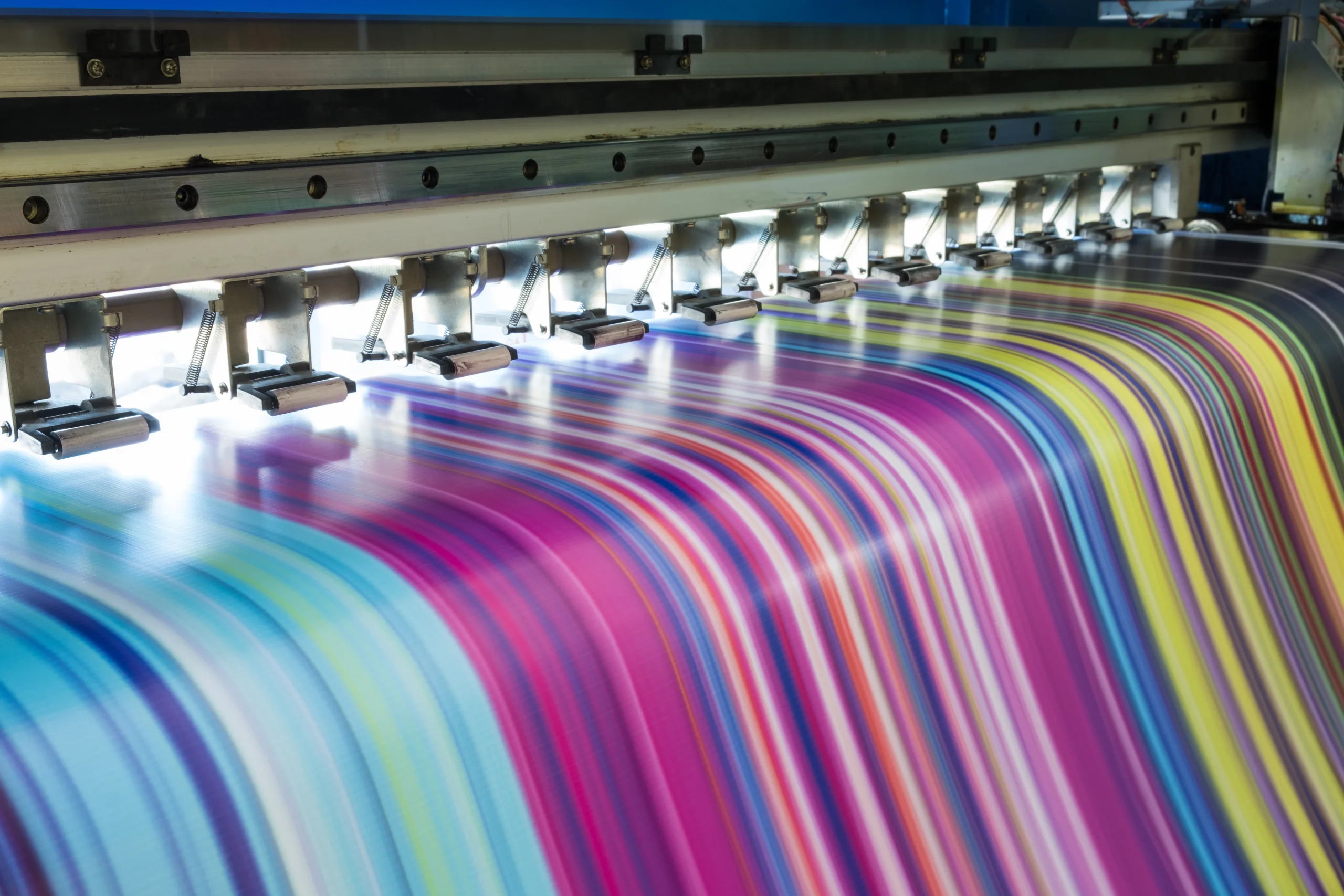 large-inkjet-printer-working-multicolor-on-vinyl-b-2026-03-24-22-45-43-utc